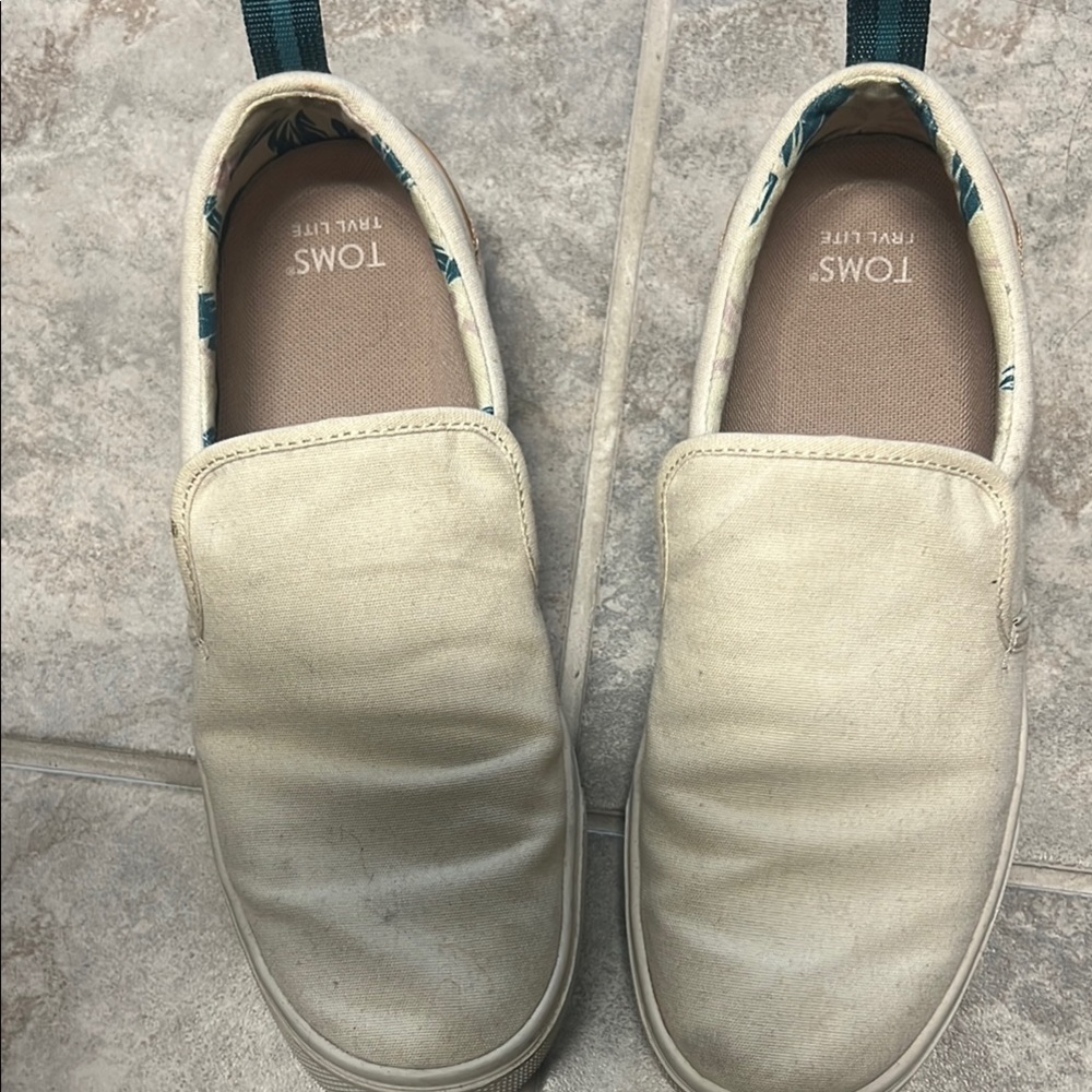 TOMS Men's Beige Slip-On Shoes